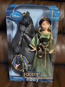 Disney Store Pixar Brave Classic Queen Elinor & Bear 1st Edition New Sealed