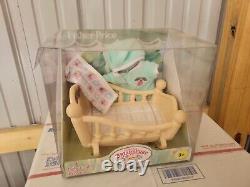 MIB Mattel Fisher Price Briarberry Bear Collection Baby Cradle & Accessories